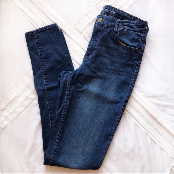 Old Navy Denim - Old Navy Dark Wash Jeans Old Navy Denim - Old Navy Dark Wash Jeans